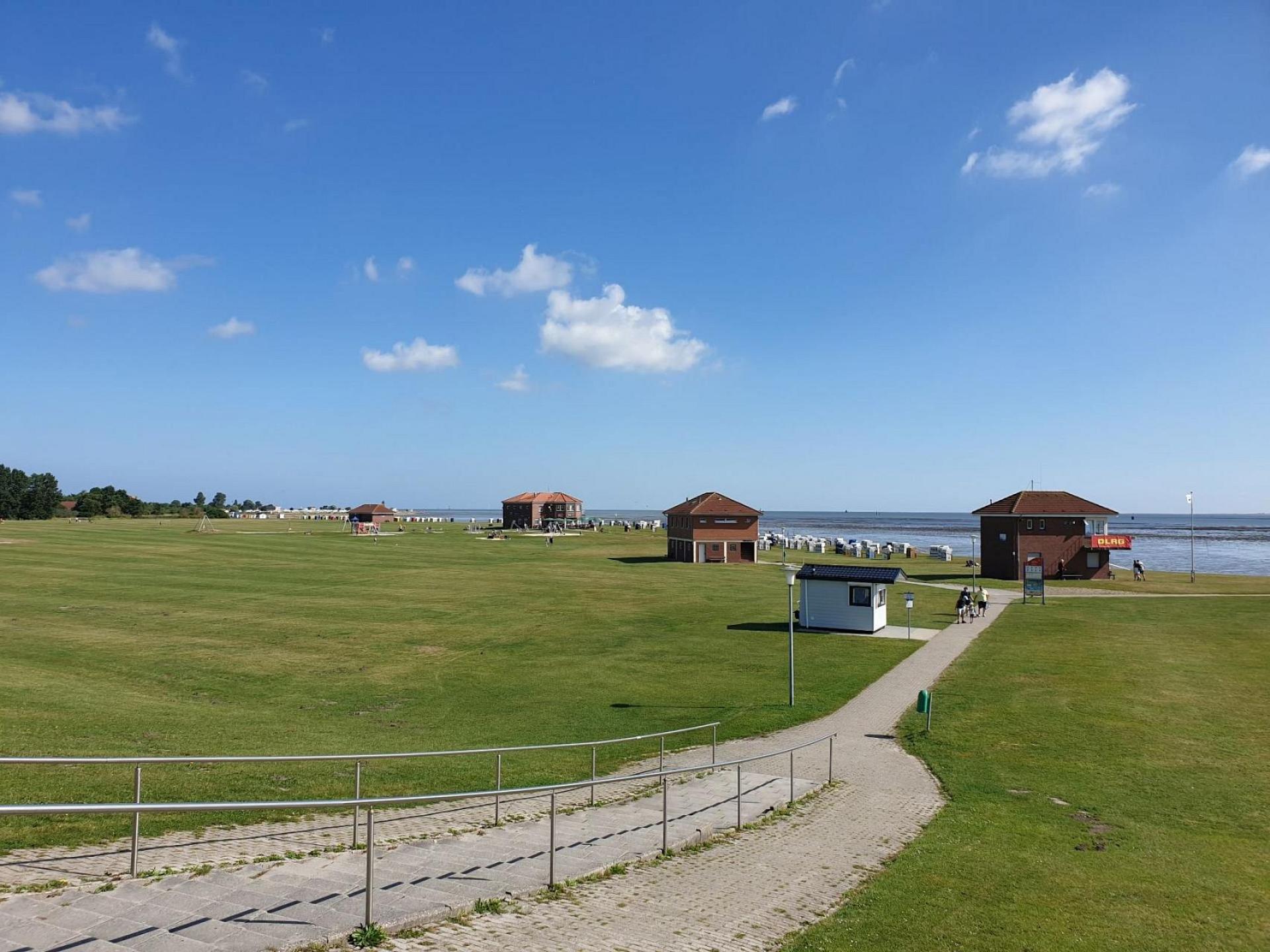 Am Sportplatz OG Foto 16